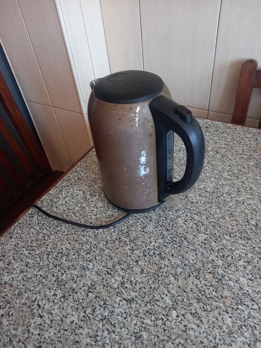 Jarro eletrico em bom estado