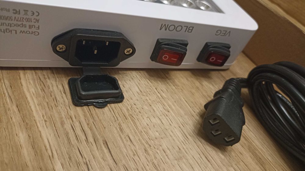 Lampa LED do uprawy rośliny