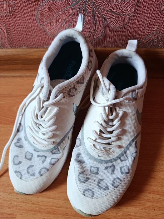 Женские кроссовки Nike Air размер 35