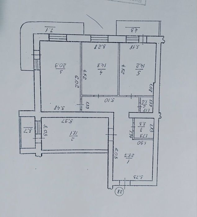 Продаж квартири 3 спальні + 2 відкриті балкони в центрі Івано-франків