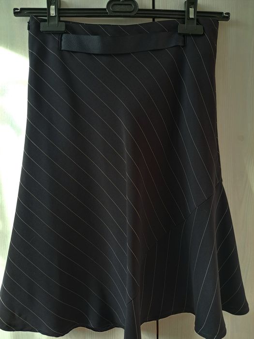 Spódnica czarna, MNG S/36