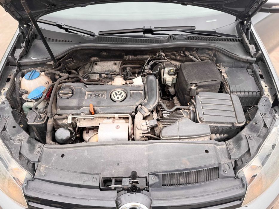 Volkswagen Golf 2011 - $8900