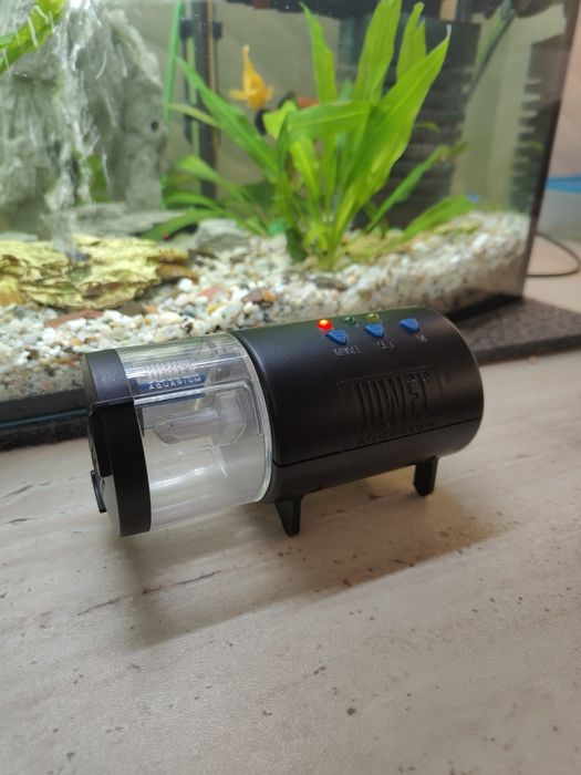 Juwel EasyFeed automatyczny karmnik do akwarium dla rybek