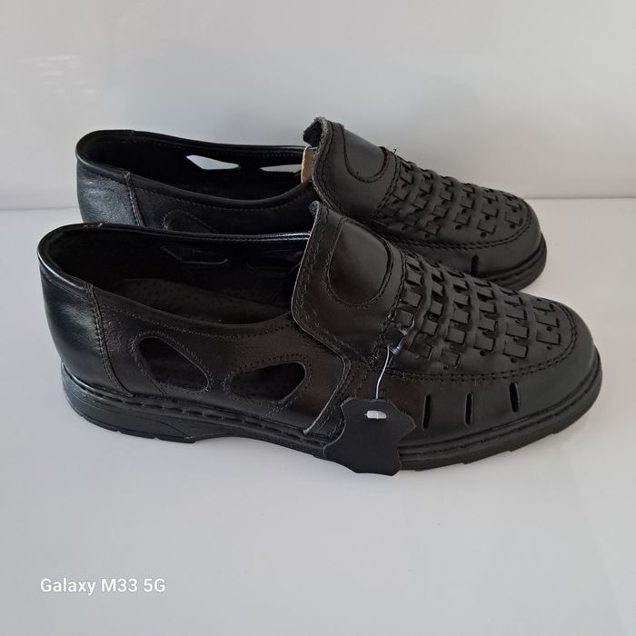 Sprzedam buty męskie letnie R 40