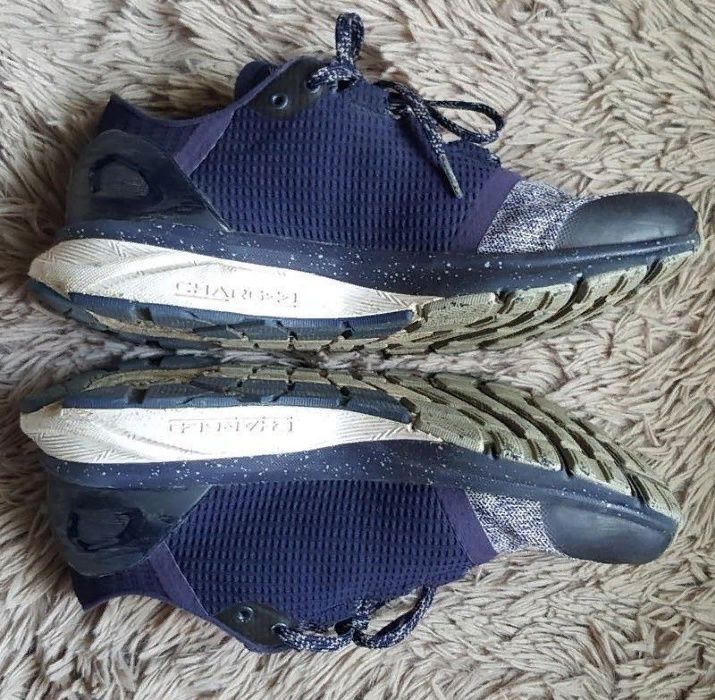 Оригинал.фирменные,беговые,спортивные кроссовки under armour charged b