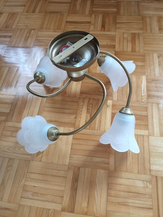 Lampa sufitowa pokojowa