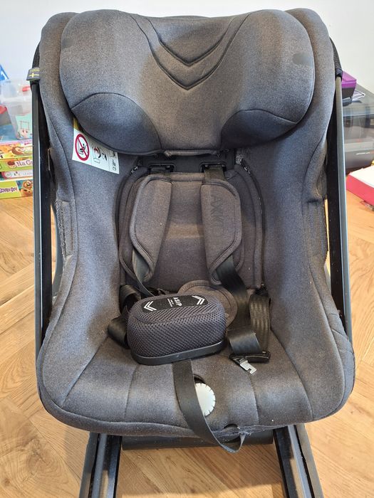 Axkid one fotelik bezwypadkowy  isofix