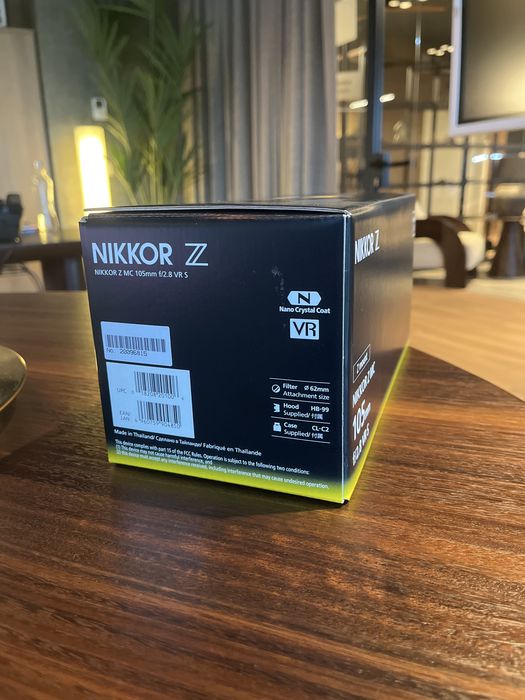 Nikon Nikkor MC 105mm f2.8 VR S NOVA