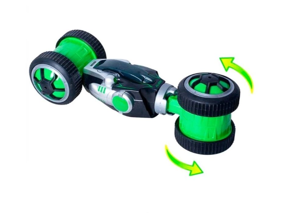 Машинка на пульте управления