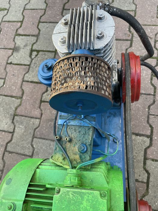 Автомобільний компресор