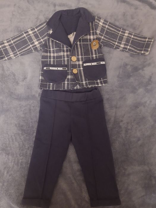 Костюм на хлопчика 9-12 місяців