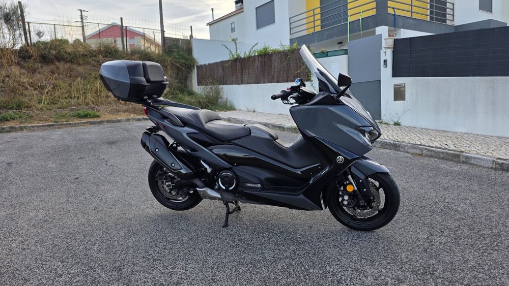 Tmax 560 dx 2021