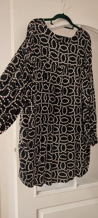 Sukienka damska czarna