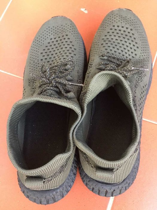 Sapatos estilo ténis VERDES -- Tam. nr. 43