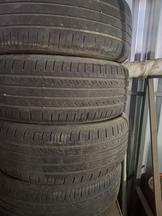 Шини для автомобіля