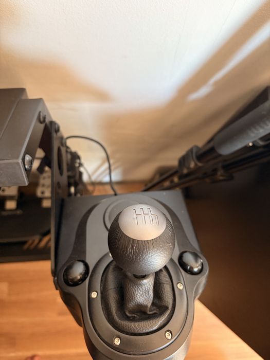 Volante g29 perfeito