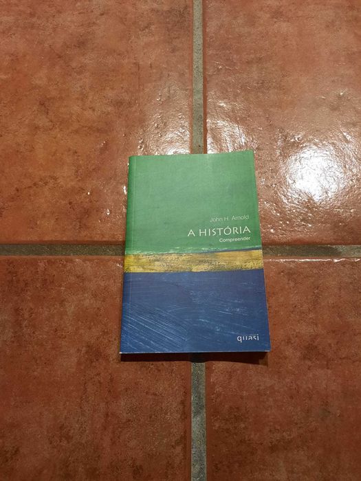 Livros variados à escolha