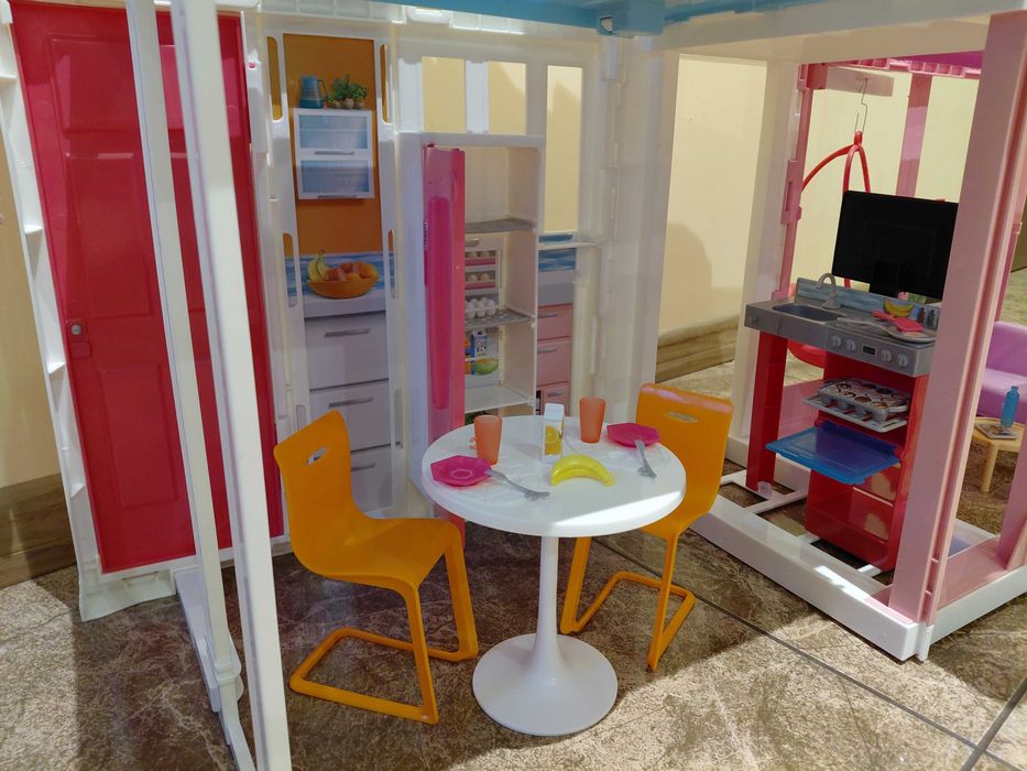 Domek dla Barbie 3 piętrowy
