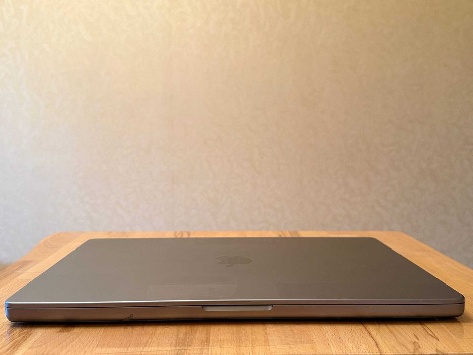 MacBook Pro 16 16/512GB M1 Pro 2021
