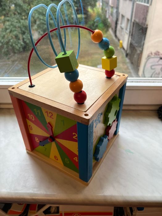 Drewniana zabawka edukacijna