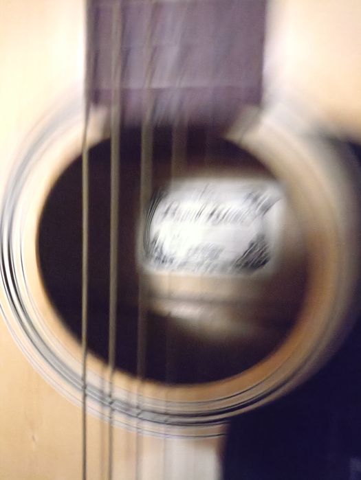 Продам гитару акустика