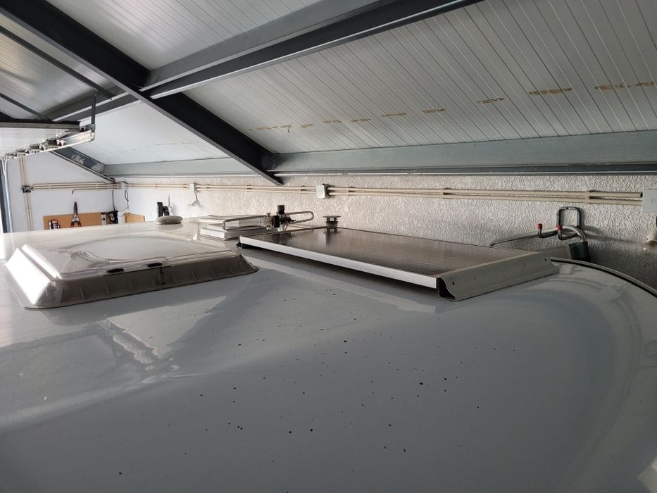 Caravana knaus 400 Sport c/ moover, painel solar