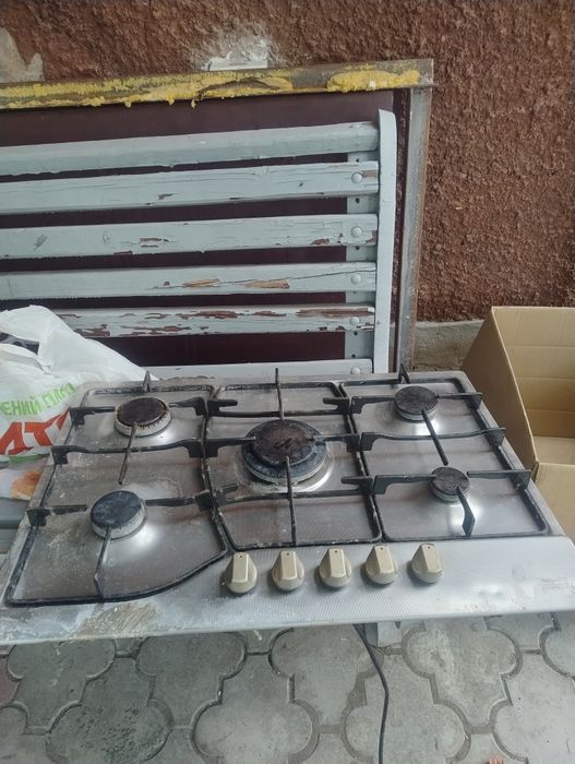 Газова варильна поверхня Hotpoint-Ariston 75 см (5 конфорок, нержавійка)