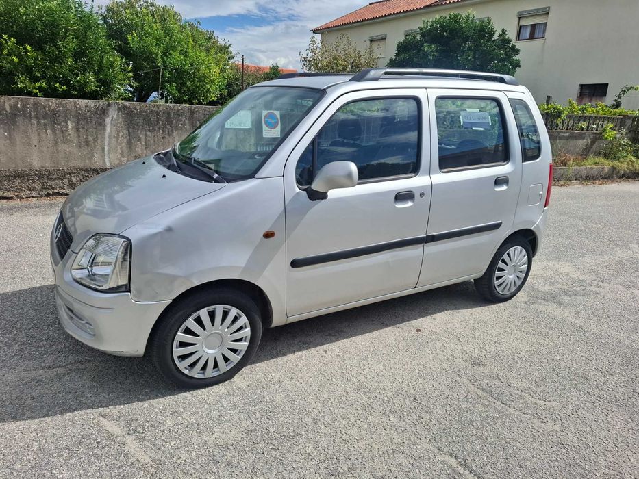 Opel agila motor 1.0 muito económico