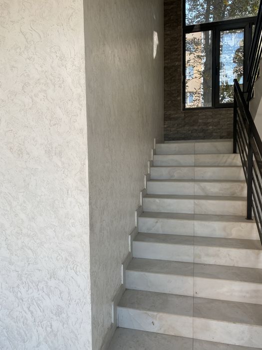 Оренда комерційного приміщення на Проспекті Степана Бандери 12А.