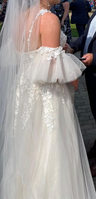 Suknia ślubna hiszpanka