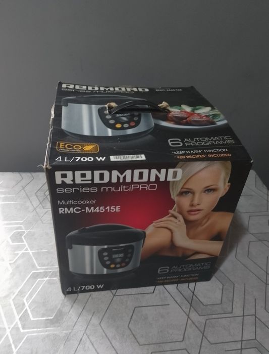 Мультиварка Redmond RMC-M4515E