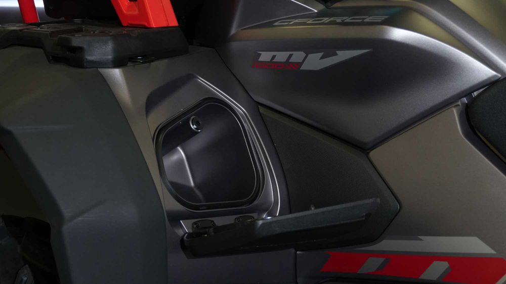 CfMoto CForce 1000MV