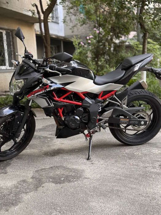 Мотоцикл Kawasaki BR-250 EJF