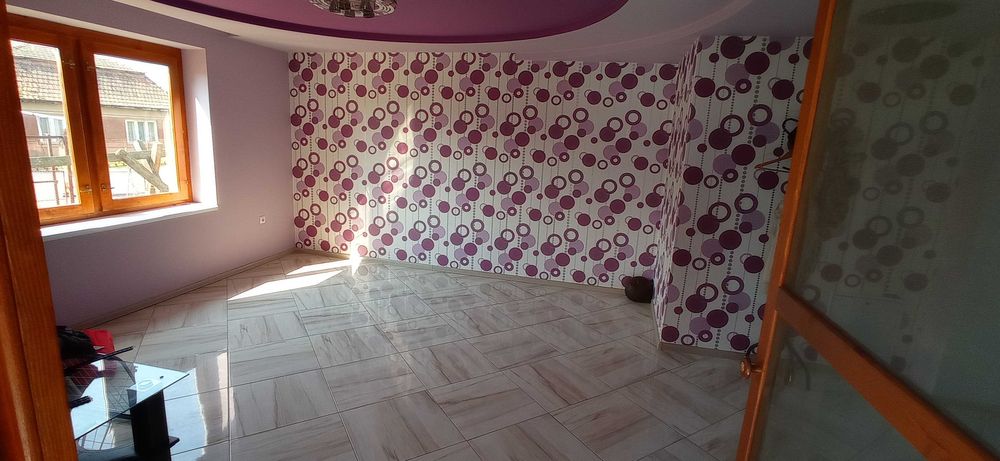 ПРОДАЖ БУДИНКУ з 6 кімнат з ділянкою 24 сотки у Мужієві 5 км Берегова