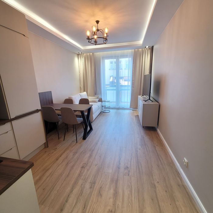 Po remoncie/ trzy pokoje/ Środmiescie-Katarzynki