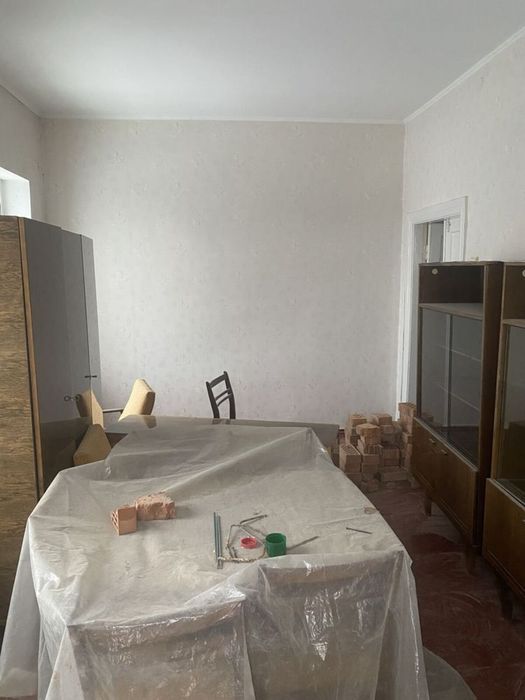 Частина будинку, одноповерховий з горищем. Зупинка близько! 32676