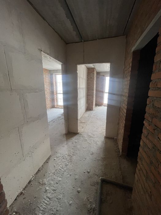 Продаю 1-кімнатну квартиру в передмісті Києва