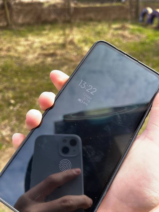 Продам Poco F2 Pro 8/128 Snapdragon 865 5g