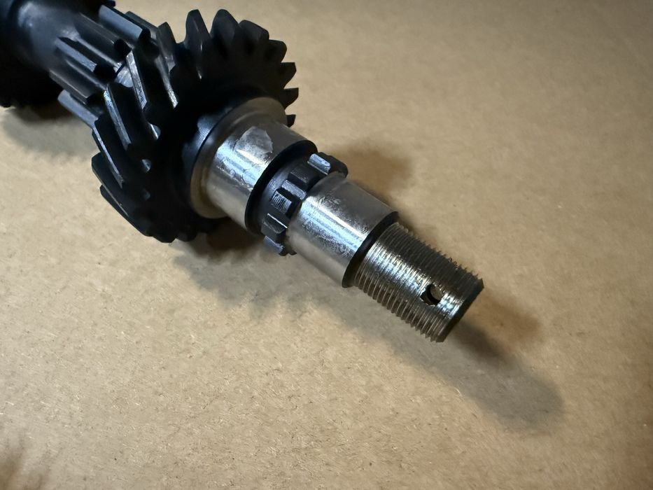 Zestaw choinek skrzyni biegow fiat 126p st el fl NOWY