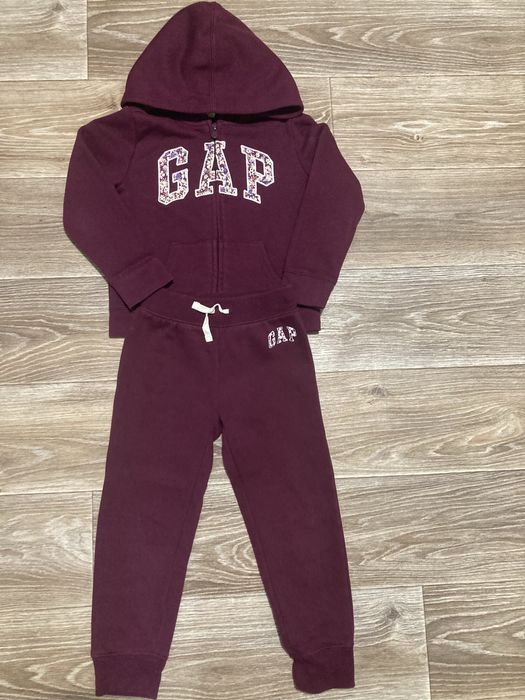 Костюм GAP на 5 років