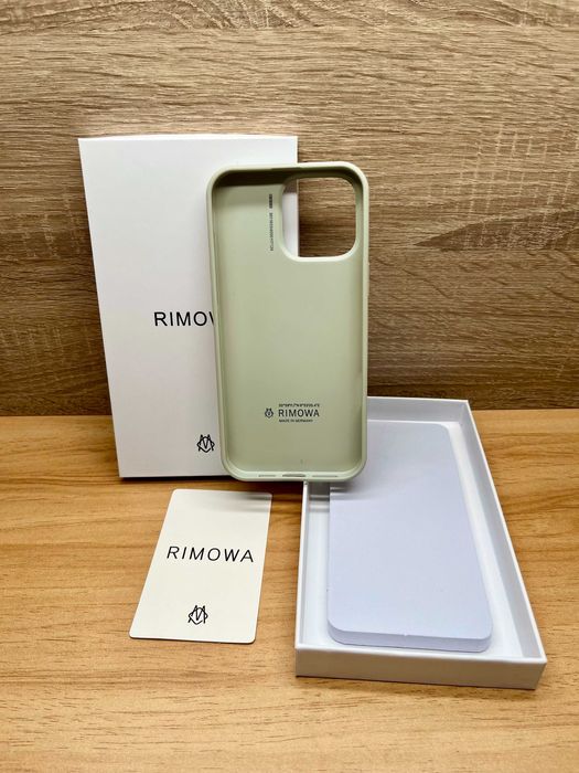 Case Rimowa Para Iphone 16 pro max