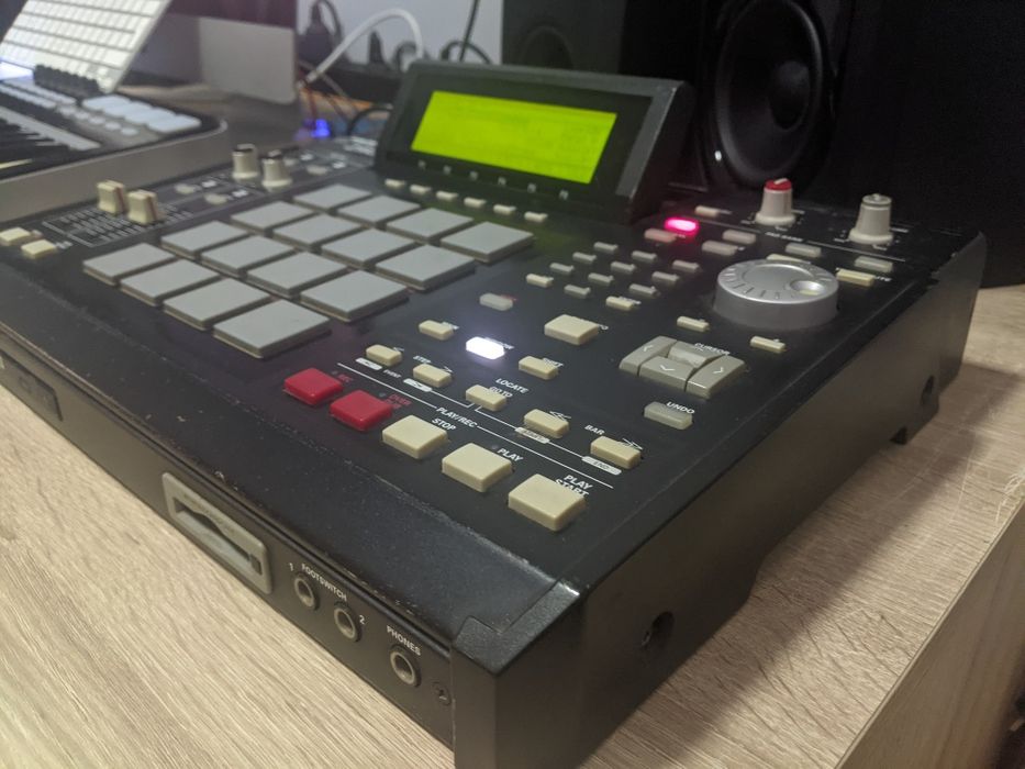 Vendo AKAI MPC 2500