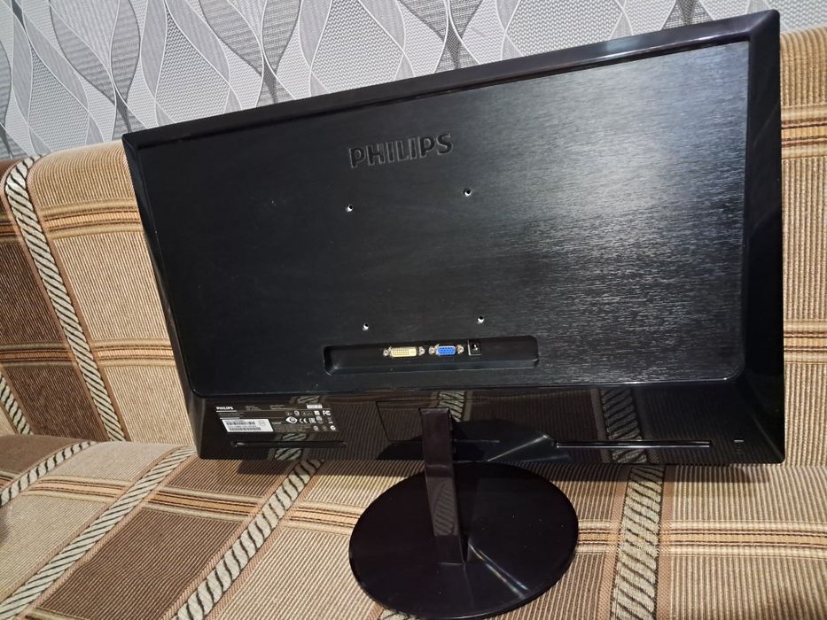 Монітор фірми Philips