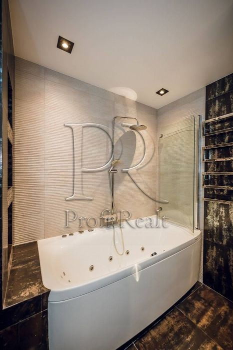 Продаж 2кім кварт УНІКАЛЬНИЙ РЕМОНТ Меблі/Техніка Лісова казка м.Лісов