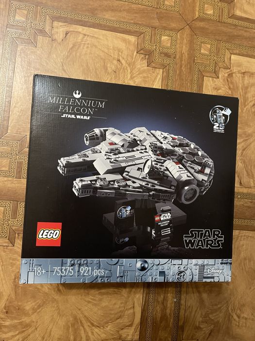 Конструктор Lego Star Wars Тисячолітній Сокіл.