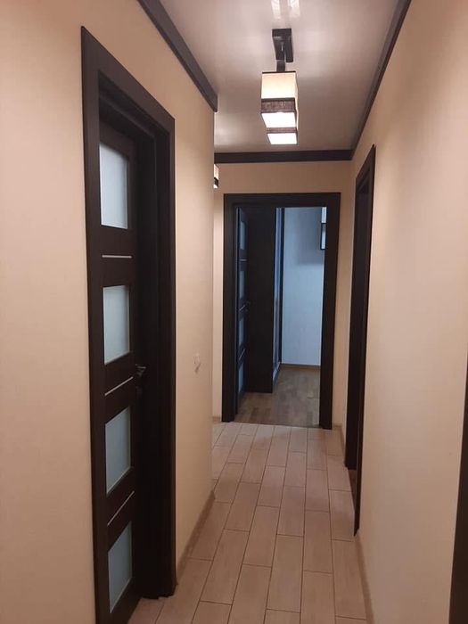 Продам 3к квартиру на Сергія Слісаренка