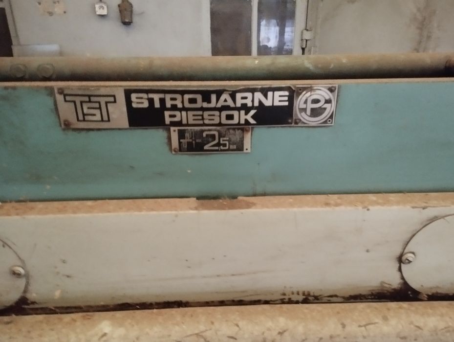 Gilotyna piesok strojarne 2,5x1200 mm