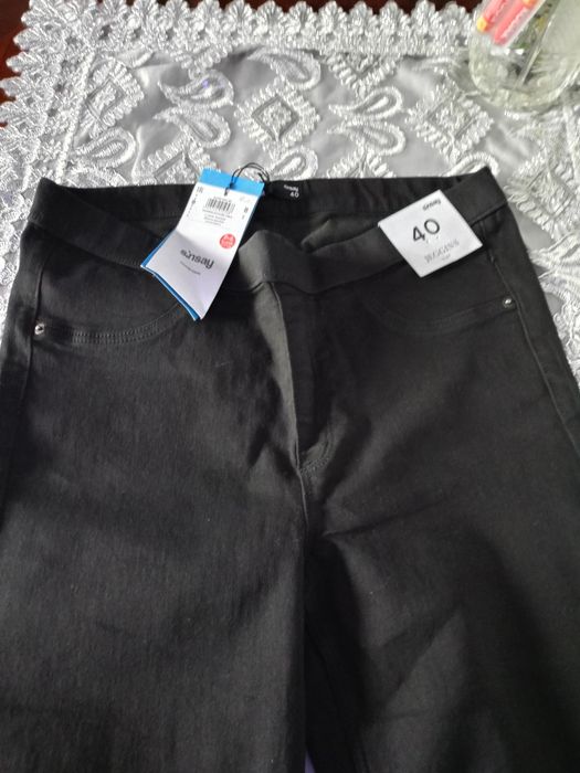 Spodnie damskie 40 nowe