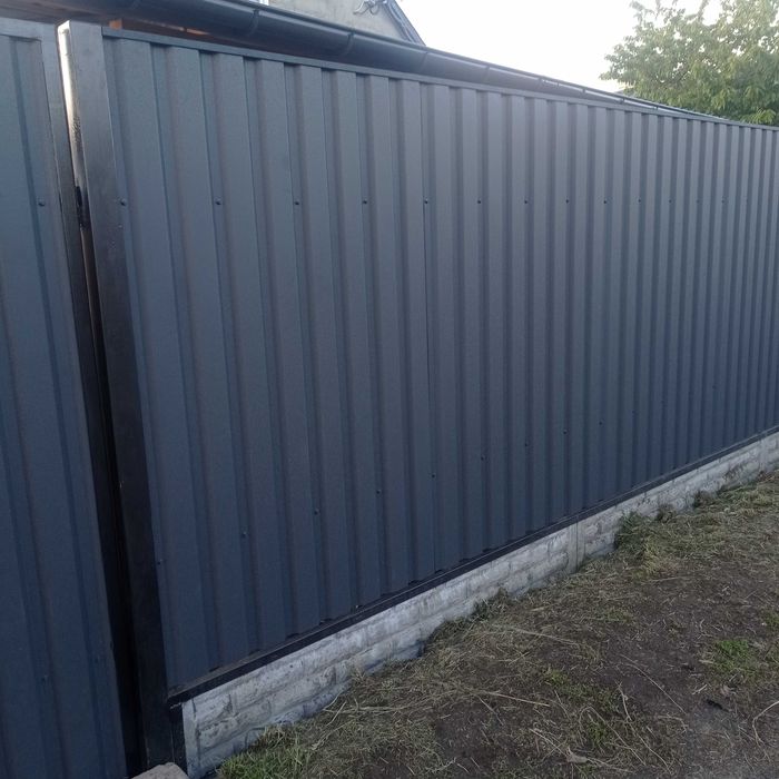 Встановлення парканів з профнастила