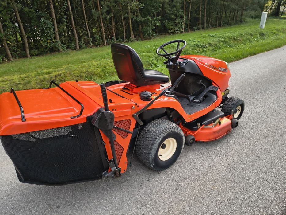 Kosiarka traktorek Kubota GR 1600II sprowadzona pług  odśnieżarka